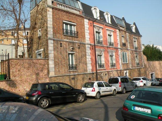  belles maisons, rue Regnault